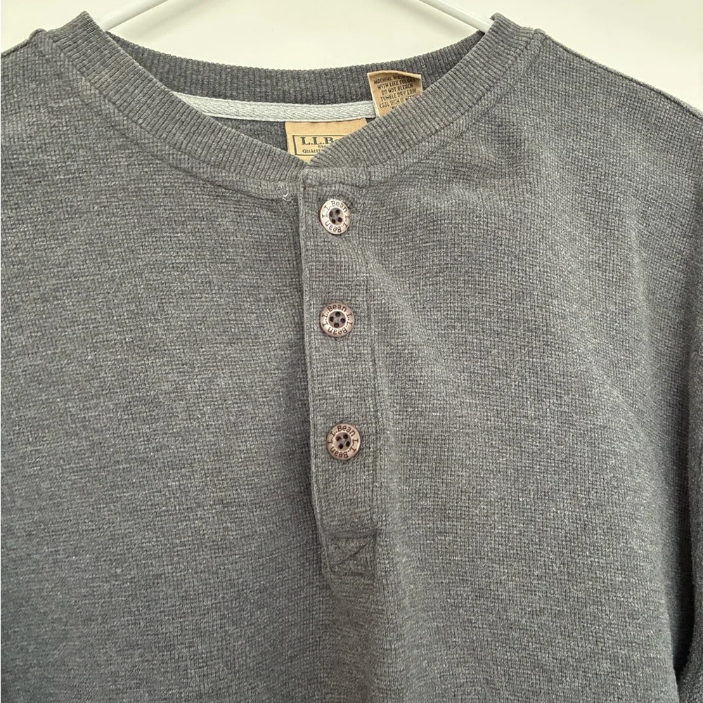 L.L. Bean Gray Long Sleeve Tee Men’s Large